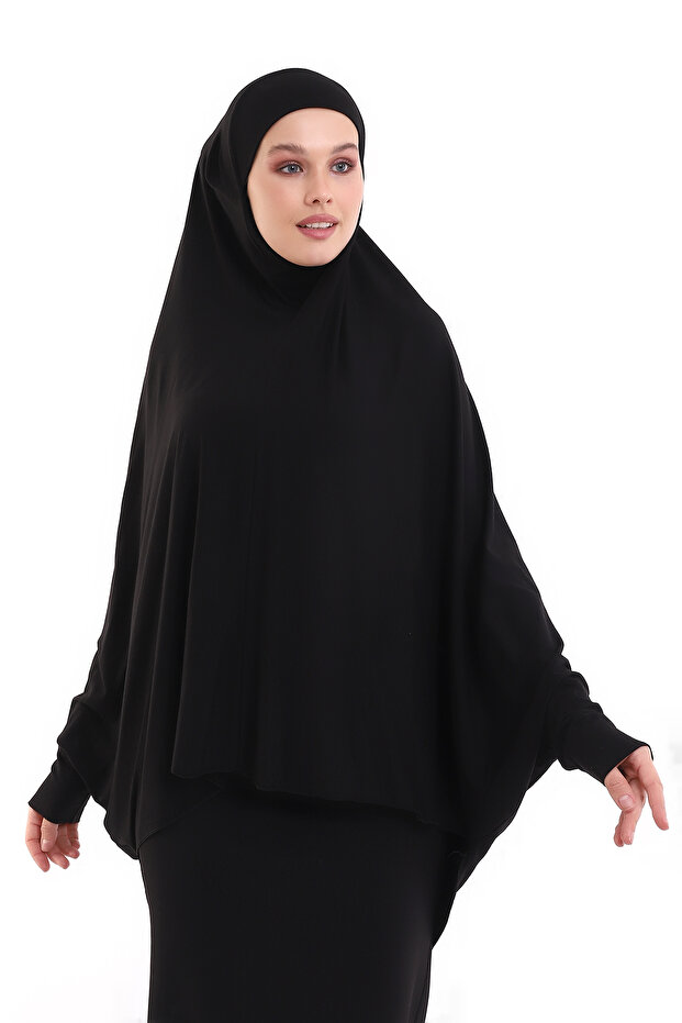 Black Ready- to -Use Practical Sultanbaş Hijab with Jersey Cotton Soufflé Scarf