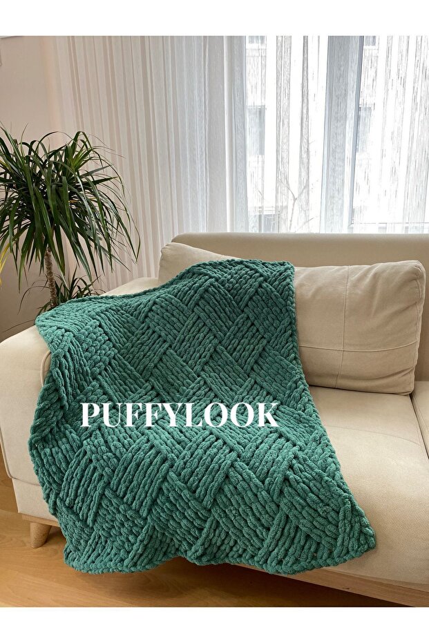 Alize Puffy Hand Knitted Blanket