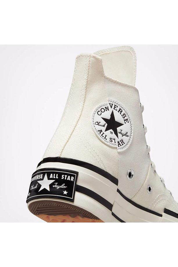 Chuck 70 Plus - 2
