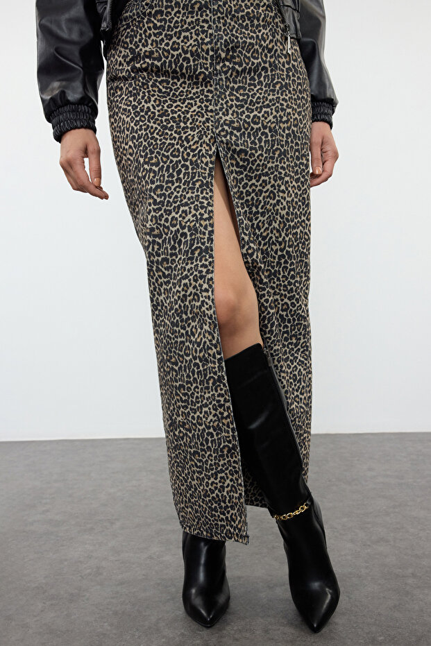 Damskie czarne cienkie buty na obcasie z łańcuszkiem za kolano - Takaw25Cz00008 - 2