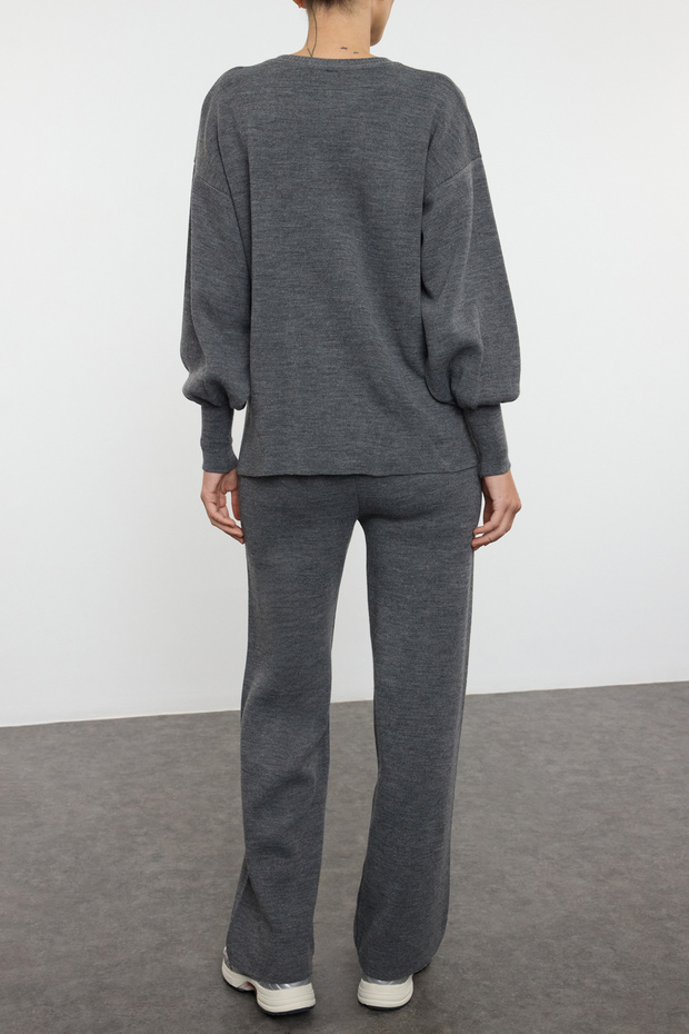 Anthrazitfarbenes Basic-Strickset mit weiter Passform - Tedaw25Au00004 - 4