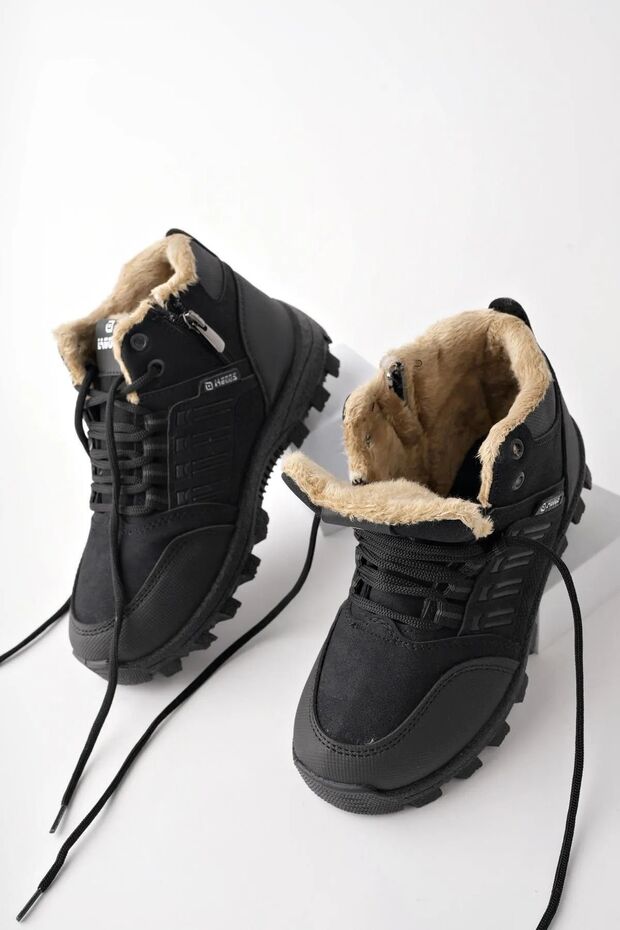 Fur Lined Lace Up Zippered Boots