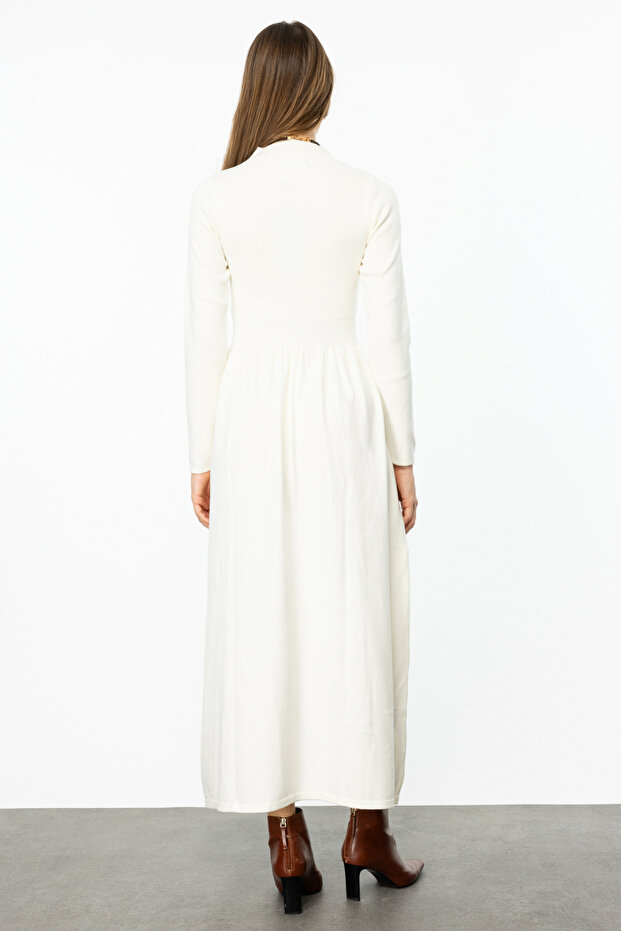 Beli Lastikli Elbise - 4