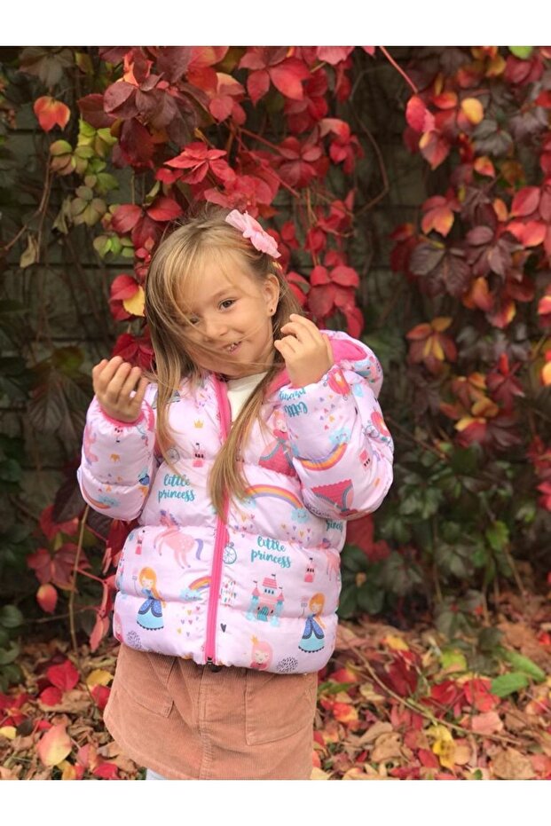 Girl's Princess Patterned Printed Filled Inner Fleece Hooded Winter Inflatable Children's Coat & Coat