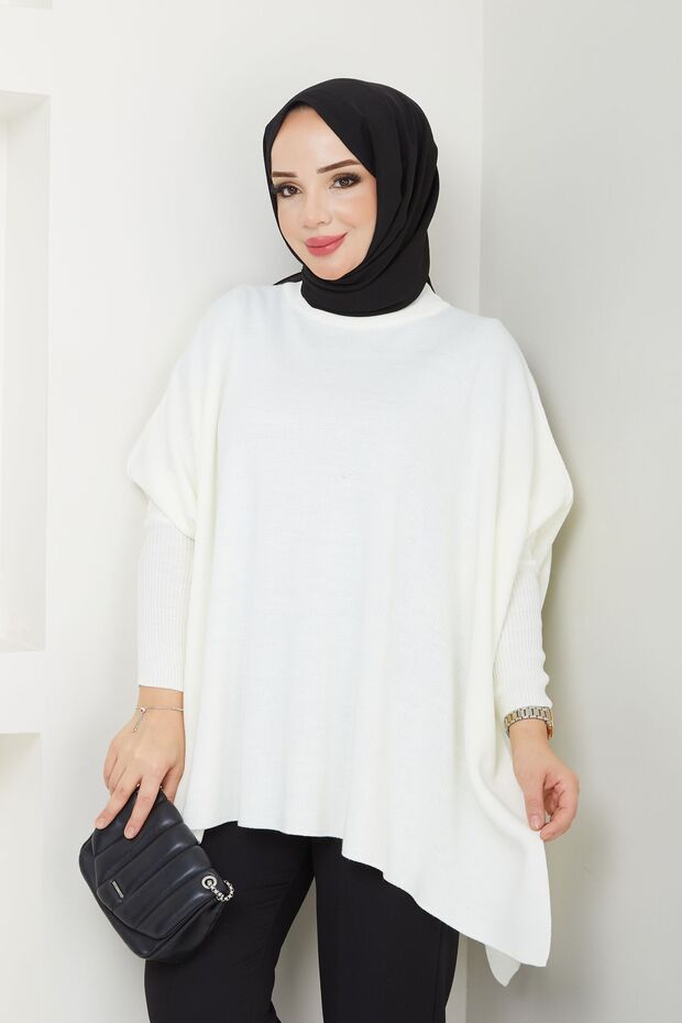 Women's Ecru Hijab Knitwear Oversize Slit Sweater