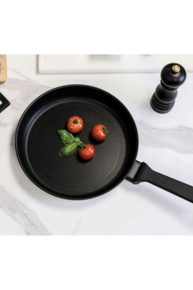 24cm Width Non-Stick Pan - 1