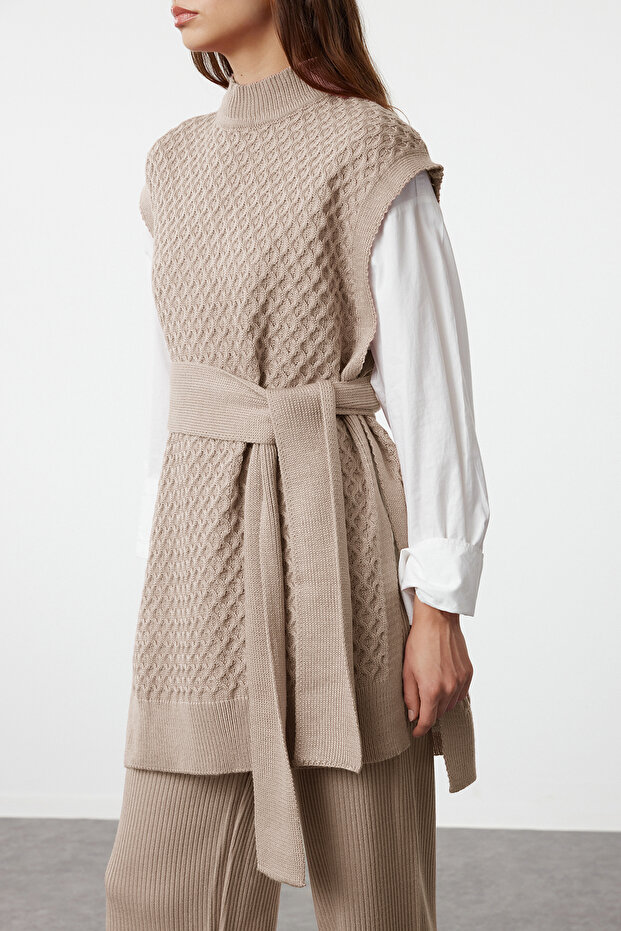 Dzianinowy sweter z paskiem z norek i ryżu, zestaw góra-dół TCTAW24US00045 - 3