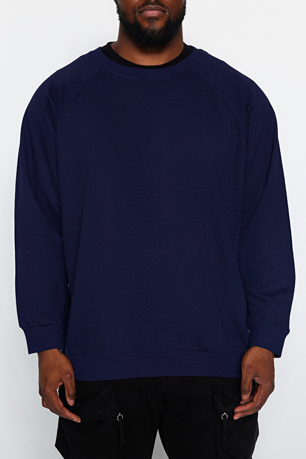 Granatowa bluza z okrągłym dekoltem i szerokim krojem, plus size, polarowa podszewka Tmnaw24Ao00007 - 4