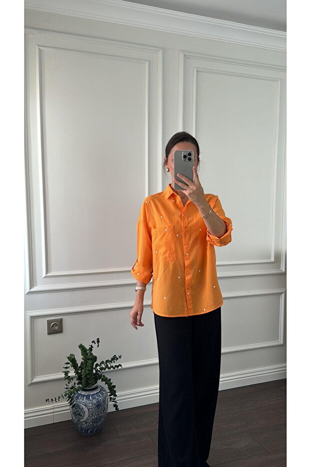 TURUNCU KALP İŞLEMELİ GÖMLEK - 3