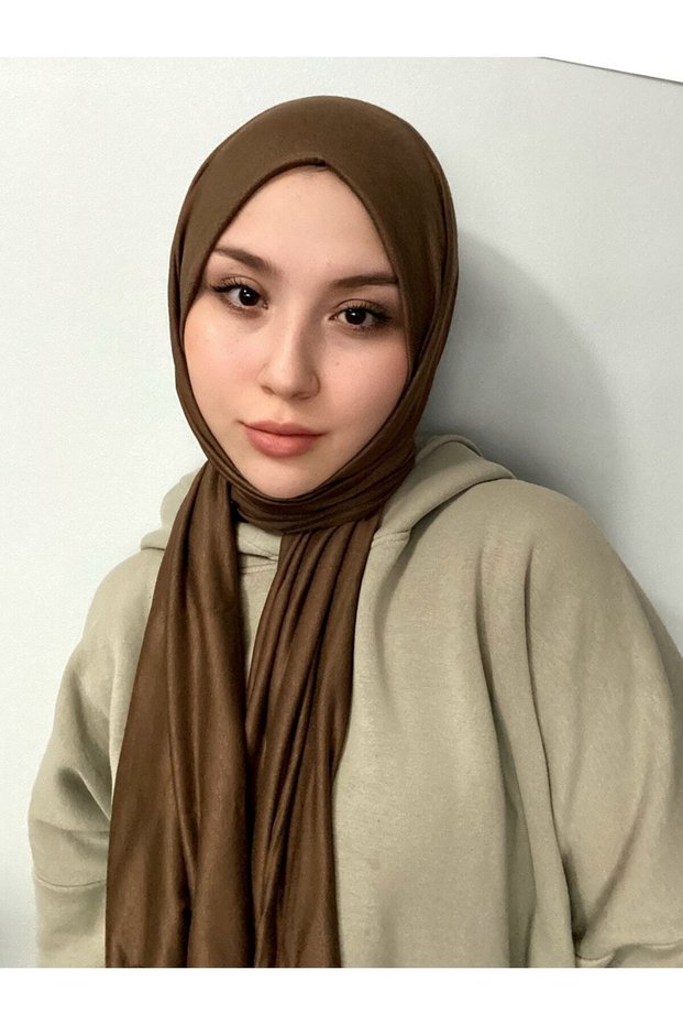 شال قطني ممشط بني مرير