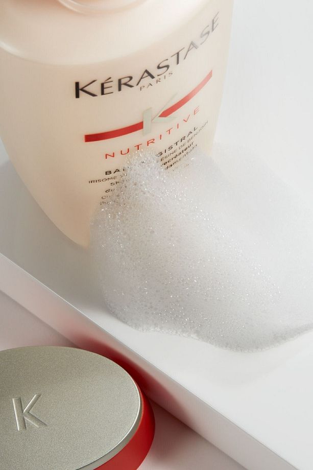 Nutritive Bain Magistral Aşırı Kuru Saçlar Için Yoğun Nem Veren Besleyici Şampuan 250ml - 7