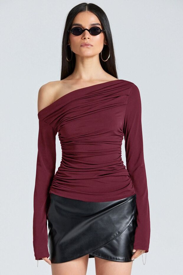 1986 off-the-shoulder pleated burgundy blouse