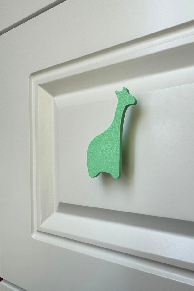 Green Giraffe Cabinet Handle - Modern and Cute Furniture Handle for Children's Room, Kitchen and Bathroom, Dh