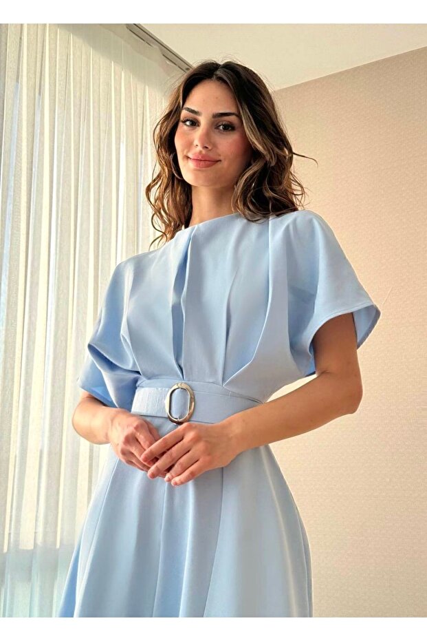 Bebe Mavi Kemerli Piliseli Yırtmaçlı Midi Elbise - 2