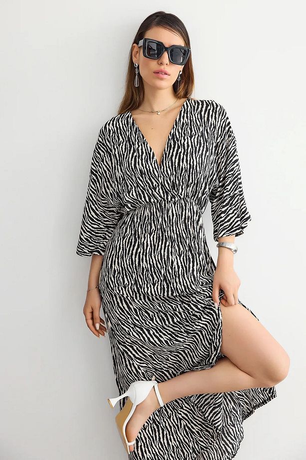 Çiçek Desenli Maxi Elbise - 2