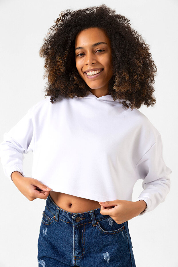 Basic Optik Beyaz Kapüşonlu Crop Sweatshirt - 1