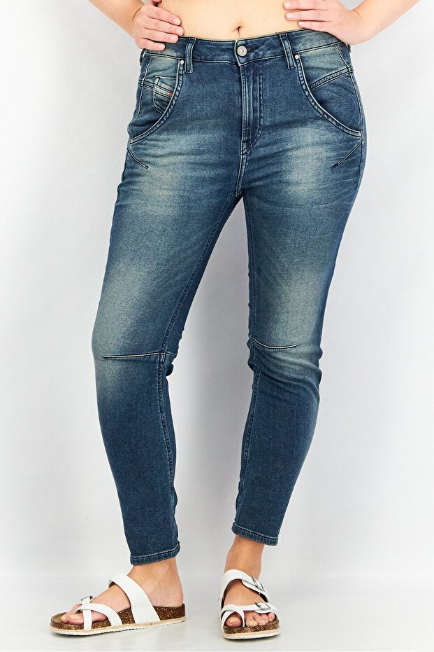 Women Stretch Fit Washed Denim Jeans, Blue Wash