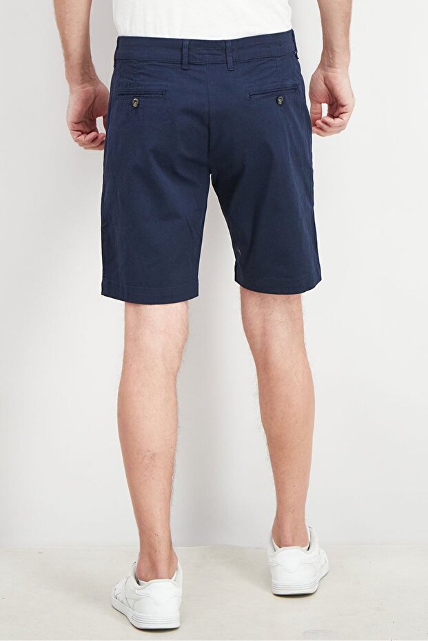 شورت رجالي ضيق سادة أساسي، أزرق داكن - 2