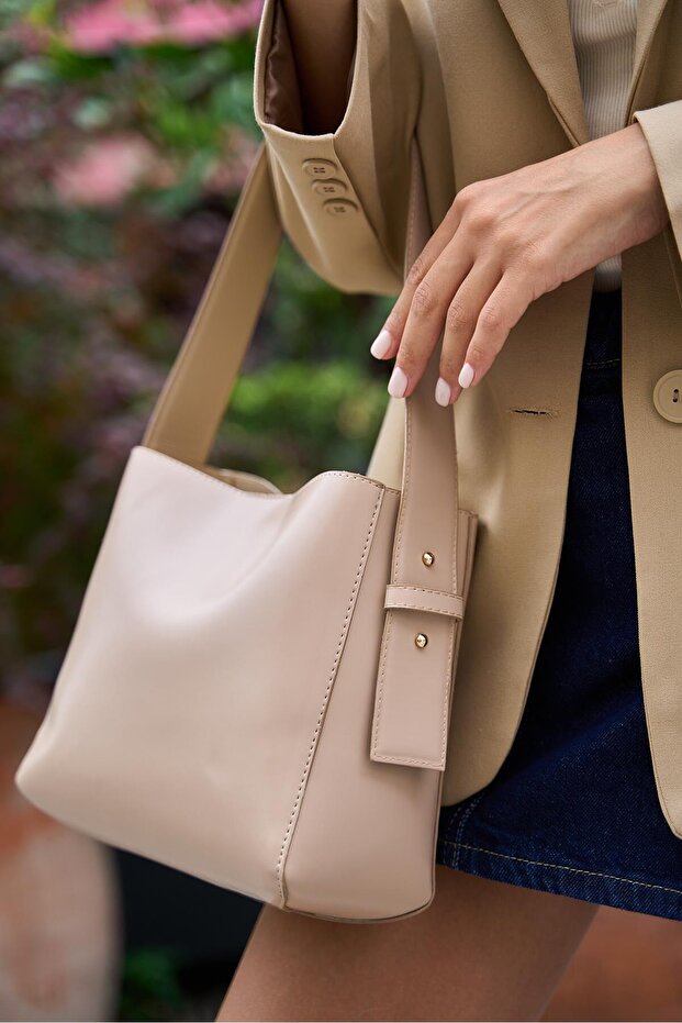 Vizon Kadın Kadın Yumuşak Deri Ayarlanabilir Askılı Omuz Çantası - 7