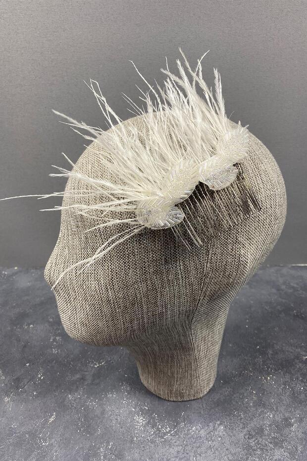 Bridal Hair Clip with Ostrich Feathers and Leaves Pattern