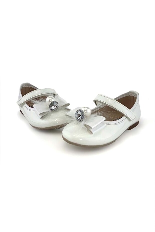 Patent Leather Feather Buckle Pearl Ballerina Shoes Ecru