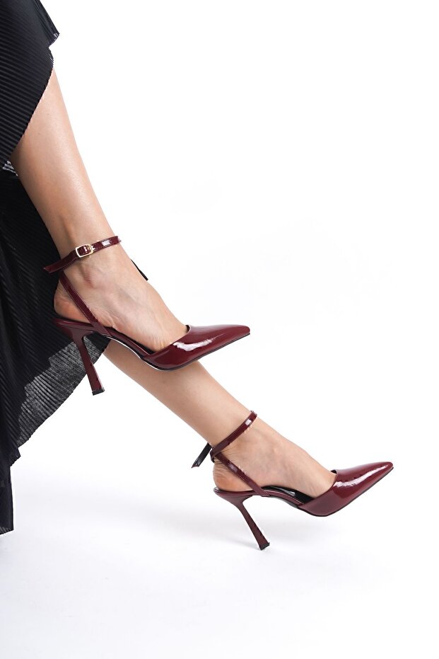 Női bordó pántos sarkú cipő - 1