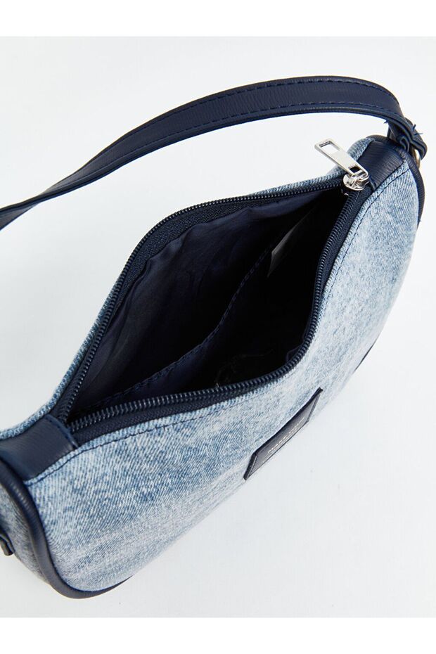 Zippered Girl's Handbag