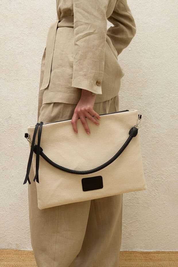 Czarna naturalna torebka kopertówka z płótna - 1