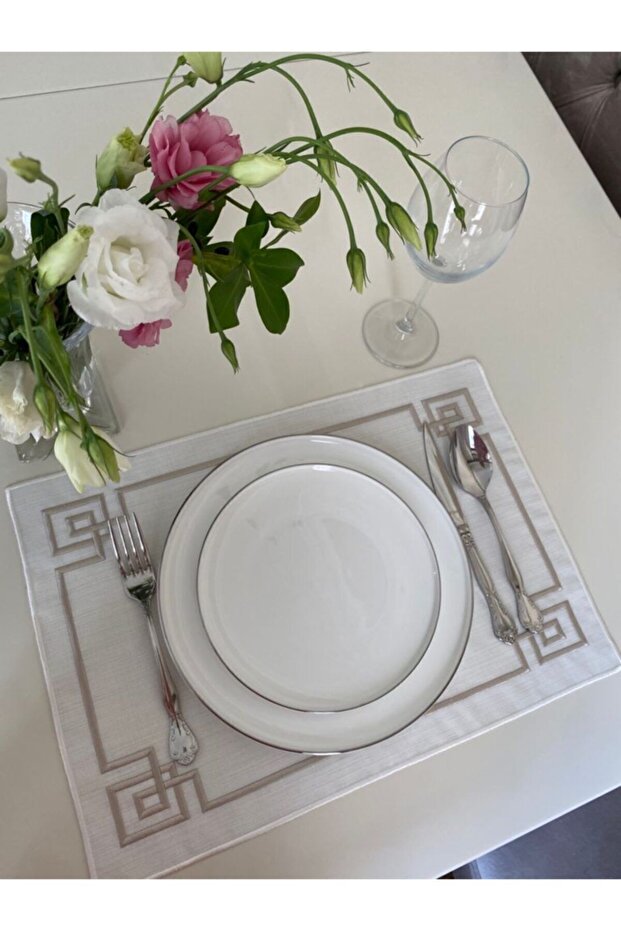 Set of 6 Placemats Geometric Embroidered Stone Color