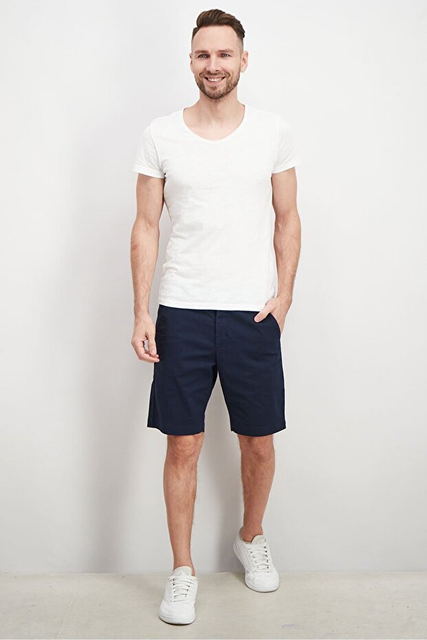 شورت رجالي ضيق سادة أساسي، أزرق داكن - 4