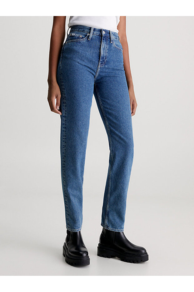 AUTHENTIC SLIM STRAIGHT - 1