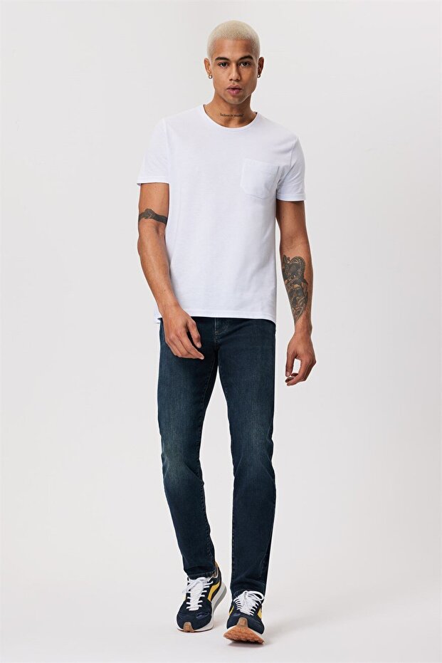 Jagger Men's Slim Straight Slim Fit Regular Waist Straight Leg Jeans Blue