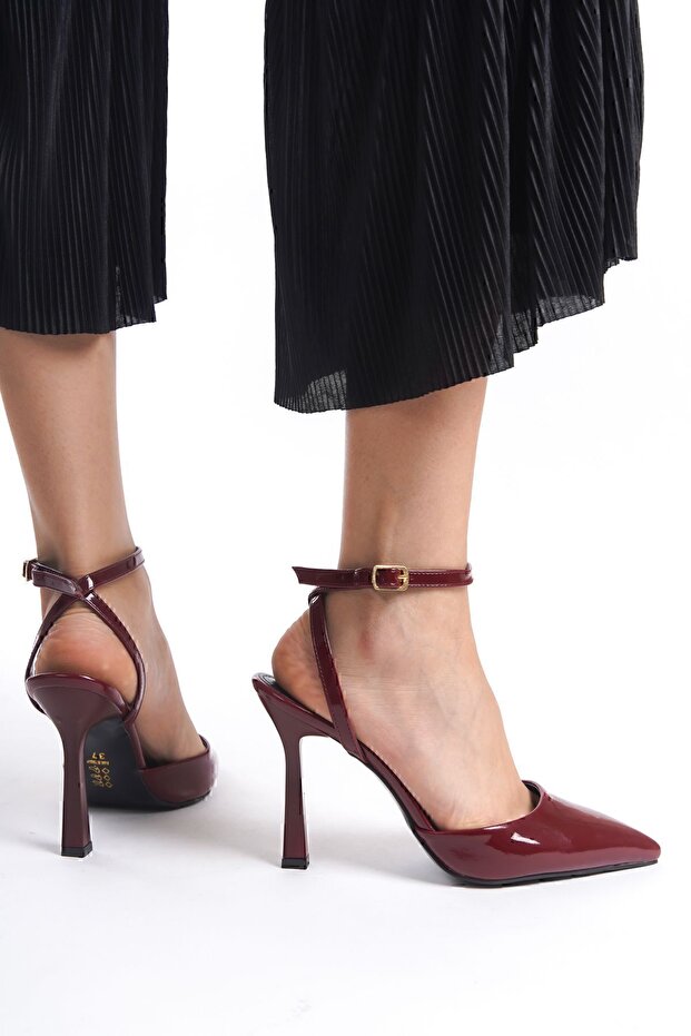 Női bordó pántos sarkú cipő - 4