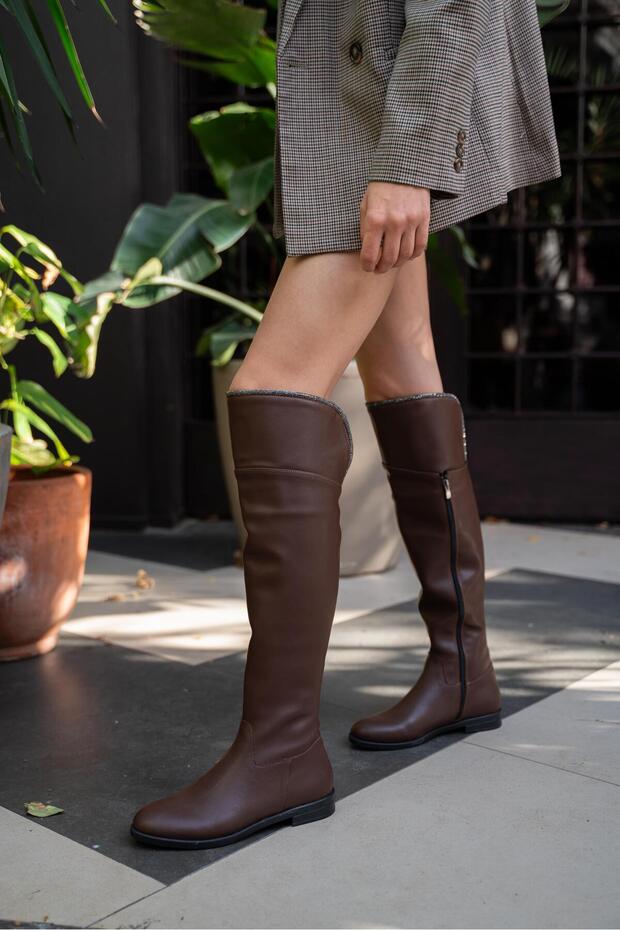 Brown Women's Stone Detailed Long Leather Women's Boots