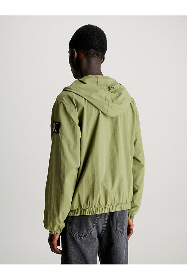 WINDBREAKER - 4