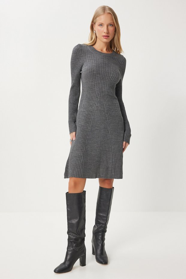 Women's Gray Crew Neck Ribbed Knitwear Dress Mx00172