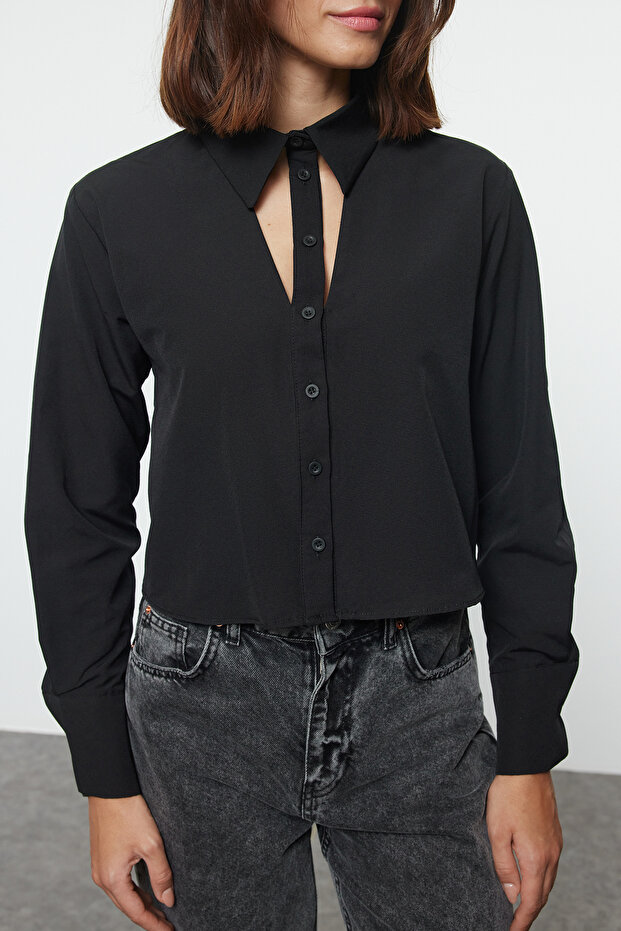 Siyah Cut Out Detaylı Crop Regular normal Kalıp Dokuma Gömlek TWOAW25GO00066 - 3