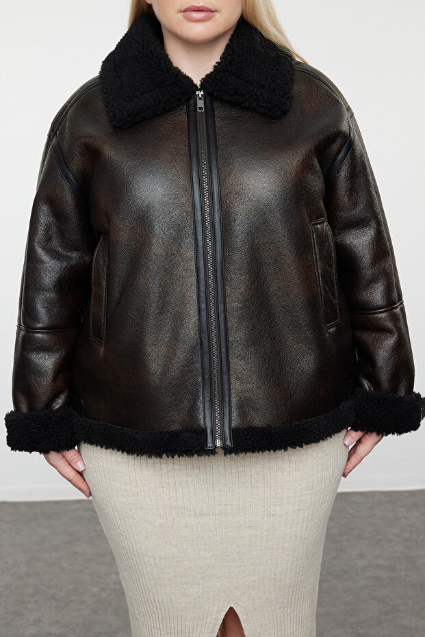 Kahverengi Oversize Kalıp Peluş Detaylı Biker Büyük Beden Ceket Mont TBBAW25AW00001 - 8