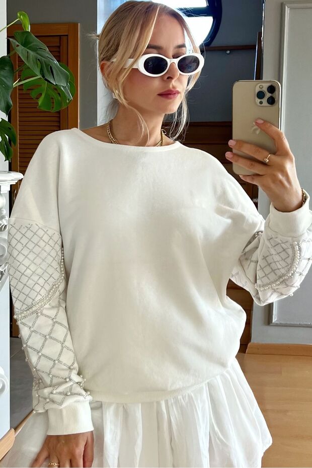Crystal Stone and Pearl Embellished Loose Cut Oversize Large Size Three Thread Cotton Comfortable Stylish Ecru Women's Sweatshirt