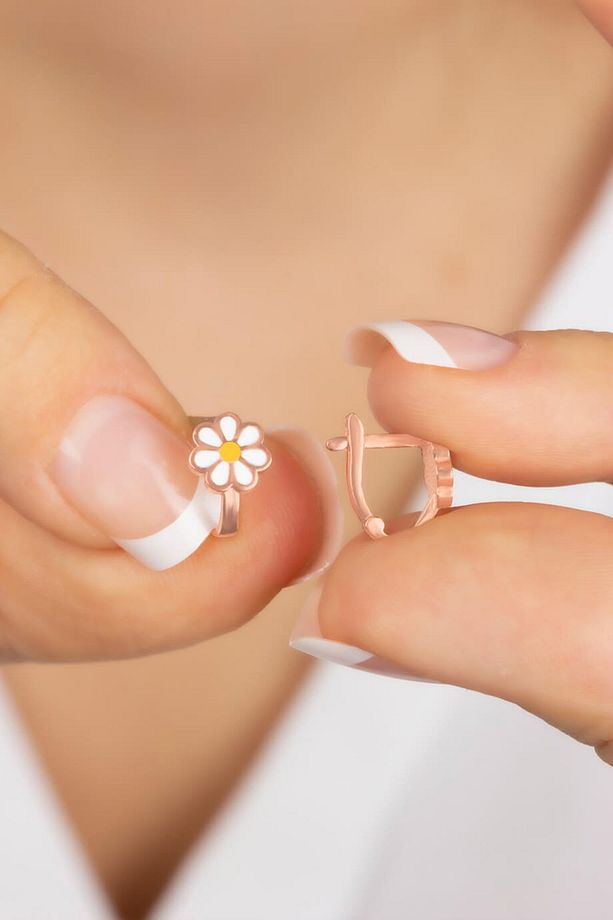 Minimal 0.5 Cm Papatya Gümüş Çocuk Küpesi Klipsli Model (2 - 6 YAŞ) - 1