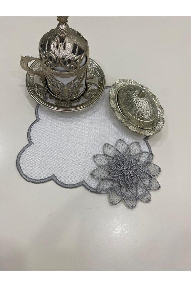 6 Pieces of Linen Fabric 3D Rose Patterned Embroidered Coffee Side Cocktail Napkin & Coasters
