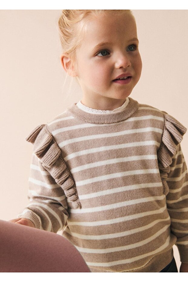 Gestreifter und gerüschter Pullover - 5