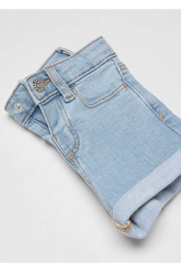 Paçaları kıvrık denim şort - 5