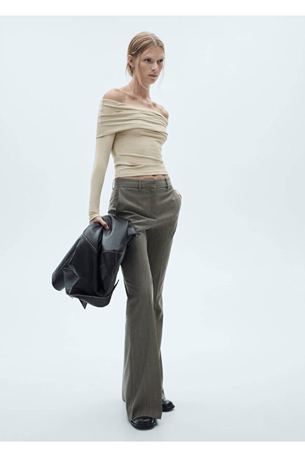 Omuzları Açık Tişört - 2