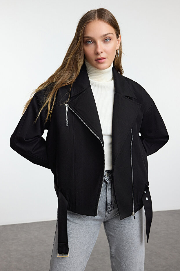 Siyah Oversize Kemerli Mont TWOAW25MO00121 - 2