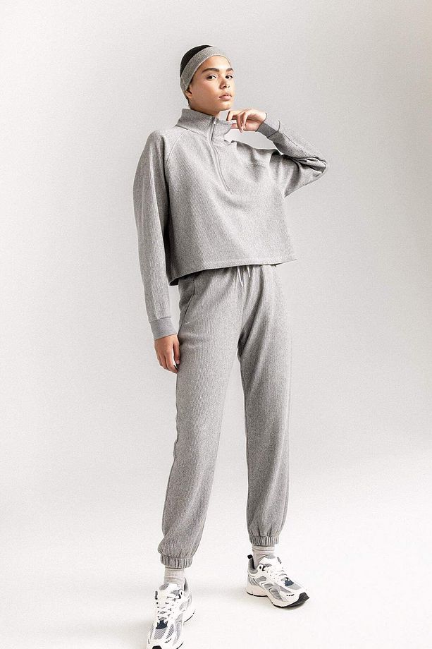 DeFactoFit Standart Fit Jogger Eşofman Altı Beli Paçası Lastikli - 4