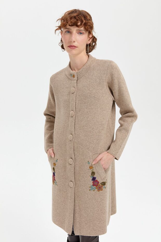 Women's Stand Collar Pocket Embroidered Long Wool Cardigan Dark Beige