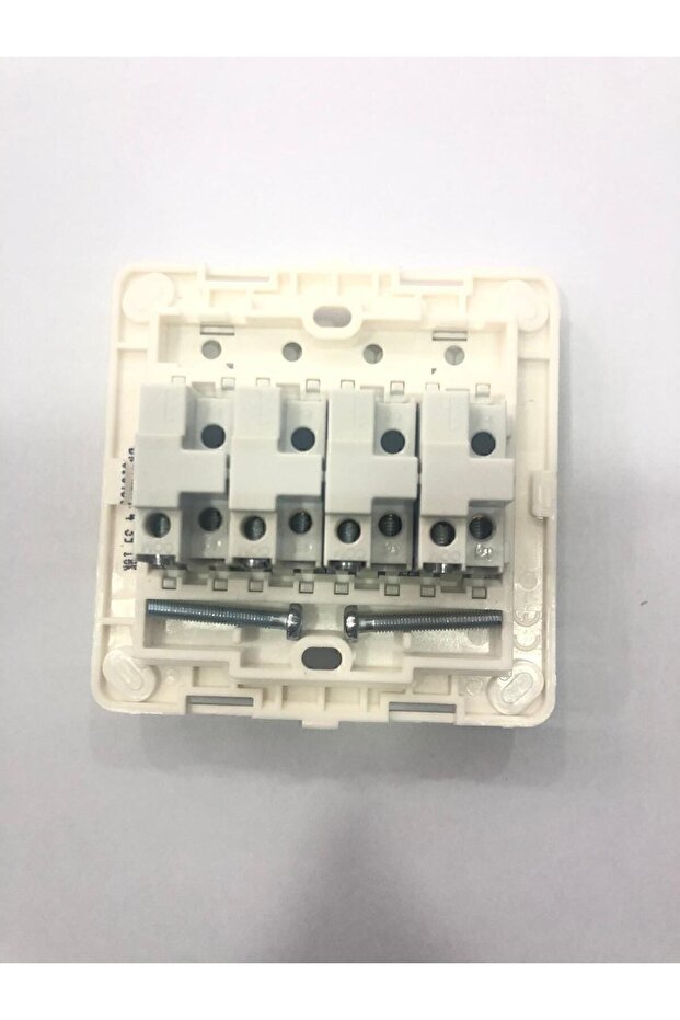 İngiliz Tipi 4lü Anahtar 4g Switch Beyaz - 2