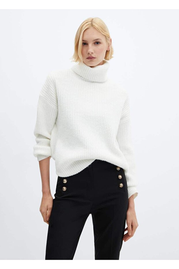 Kurze Hose mit Knöpfen - 5