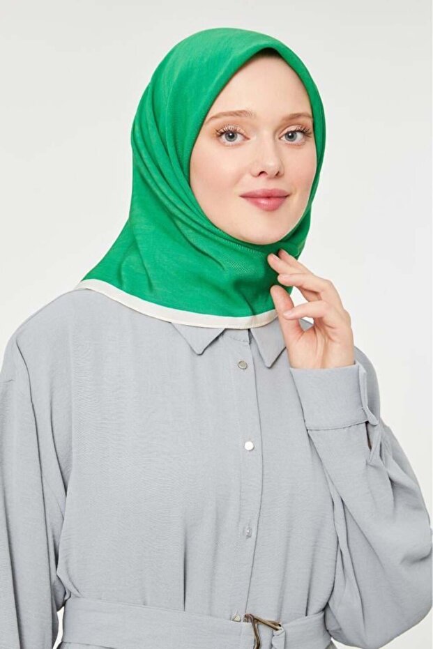 وشاح براغ - بينيتون